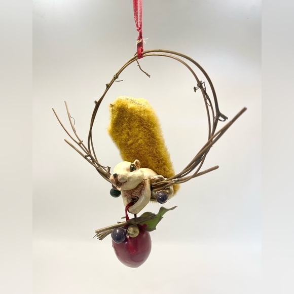 Rustic Squirrel Hanging Decor Ornament Twig Branch Apple Vintage Woodland Porch - Picture 3 of 7